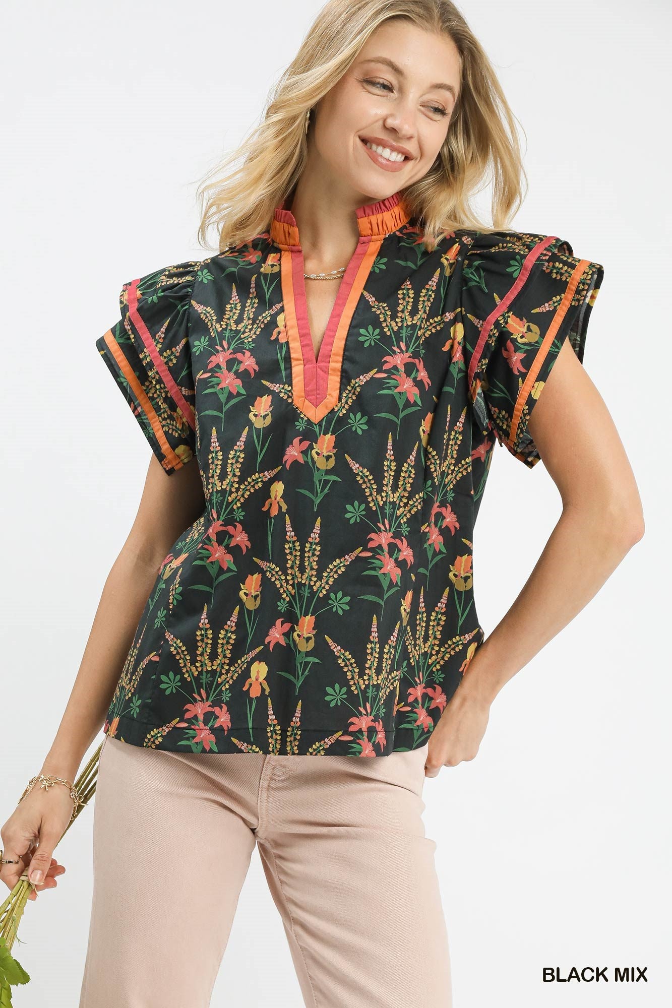 Butterfly Sleeve Top with Contrast Piping