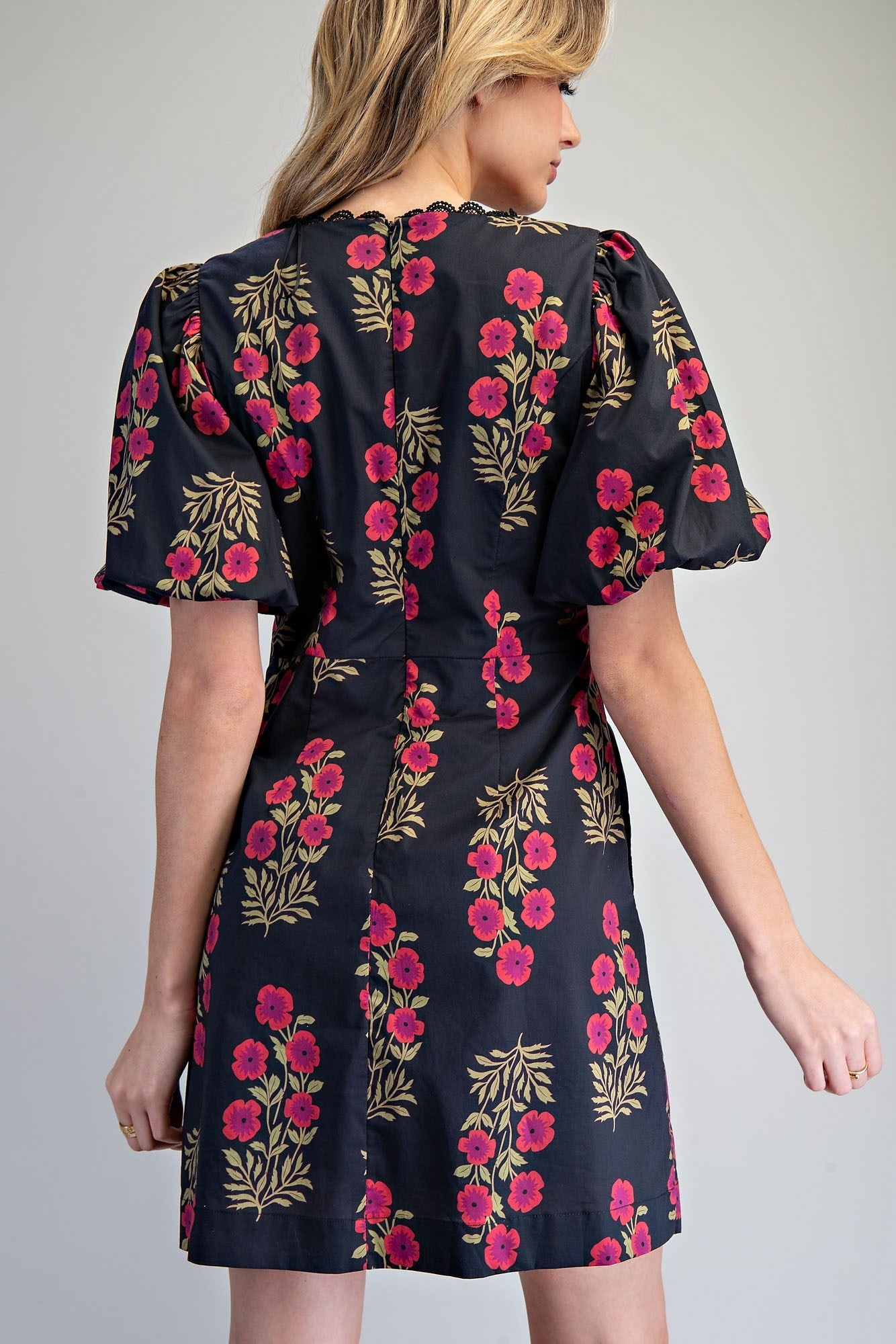 Scallop Neck Floral Mini