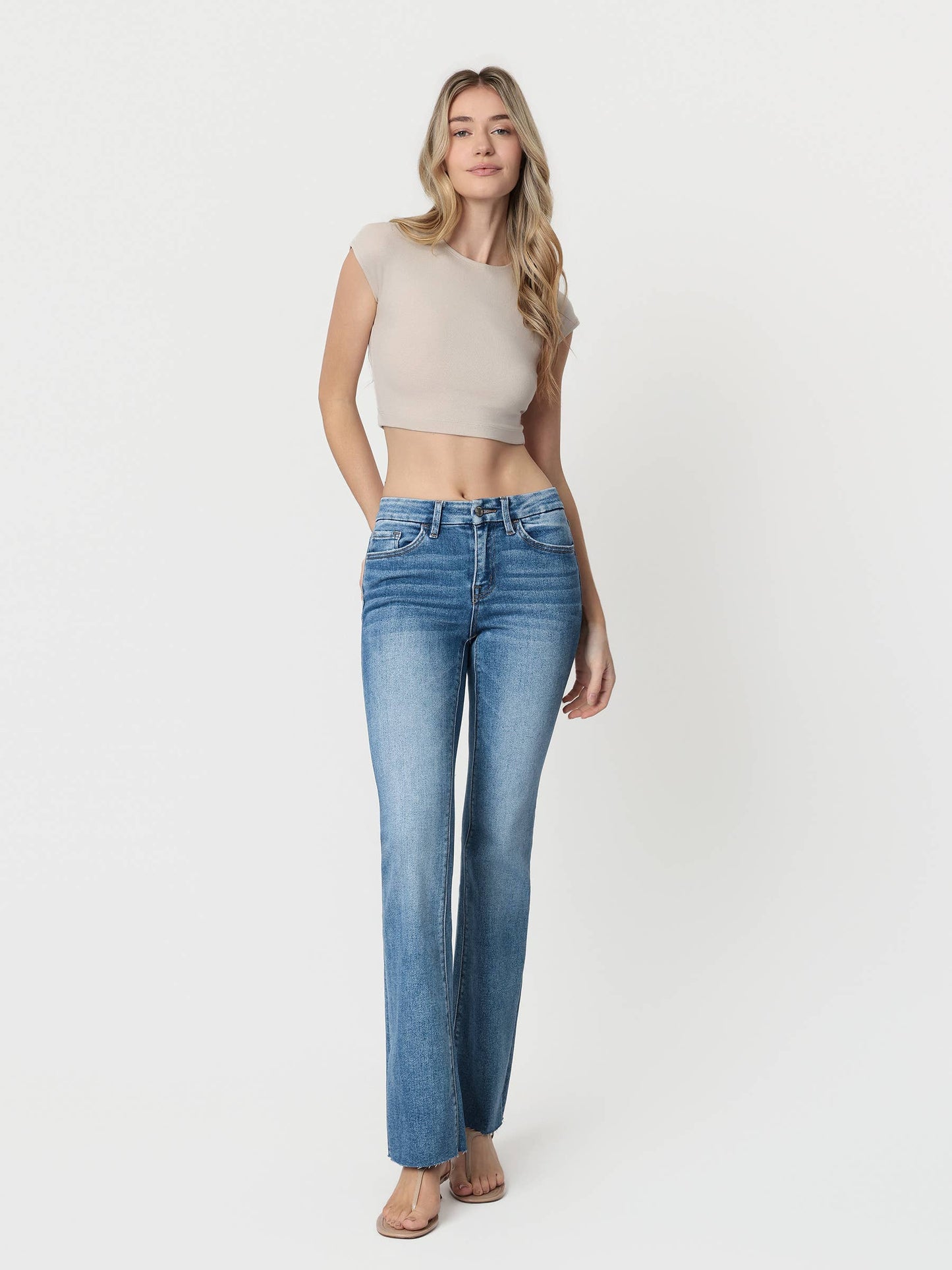 MID RISE SEAMLESS WAISTBAND BOOTCUT JEANS T6217