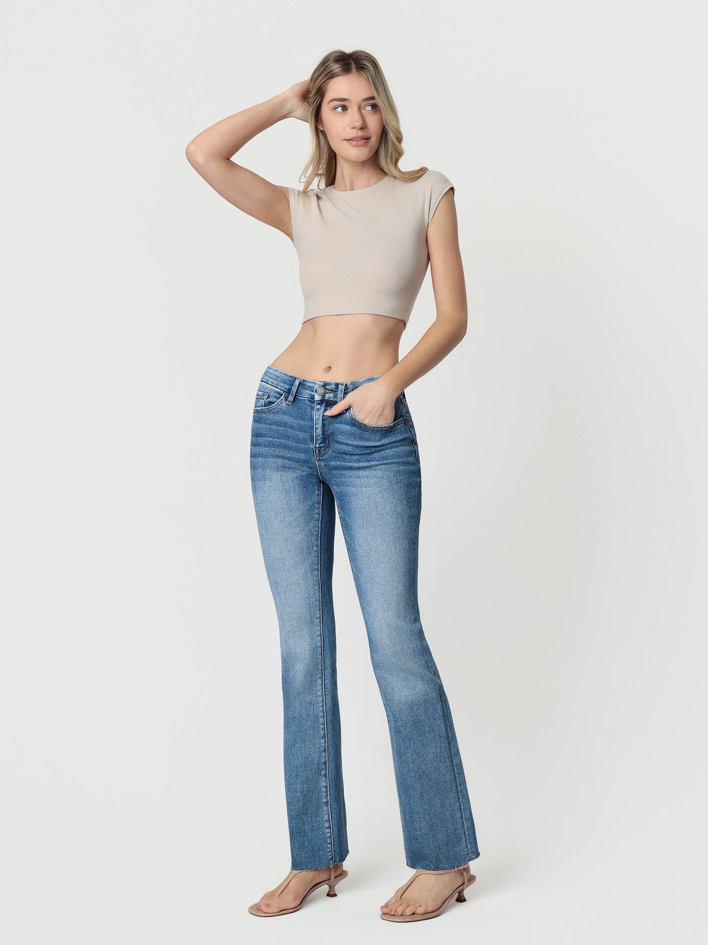 MID RISE SEAMLESS WAISTBAND BOOTCUT JEANS T6217